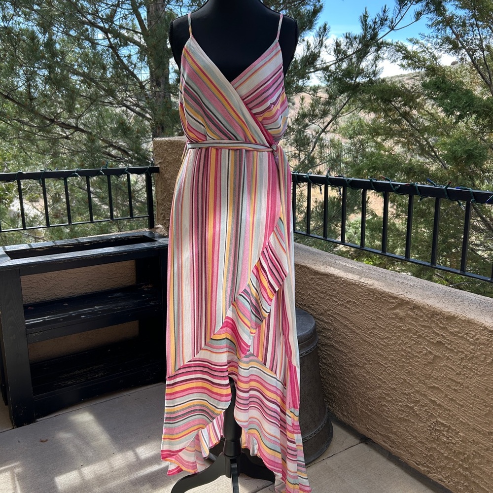 ANDREE BY UNIT Pink and White Ruffled Wrap Dress NWOT